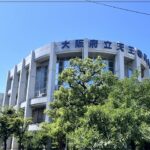 高校初めての三者懇談で今後の進路を話し合う